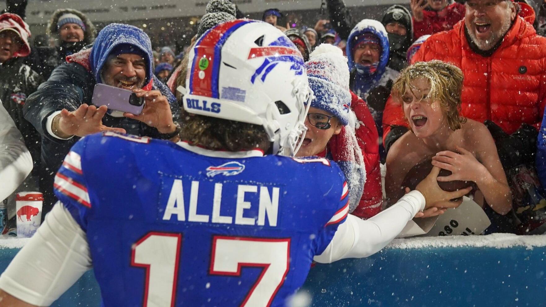 Column: Malachi Weems earns game ball from unlikely source, Buffalo Bills QB Josh Allen